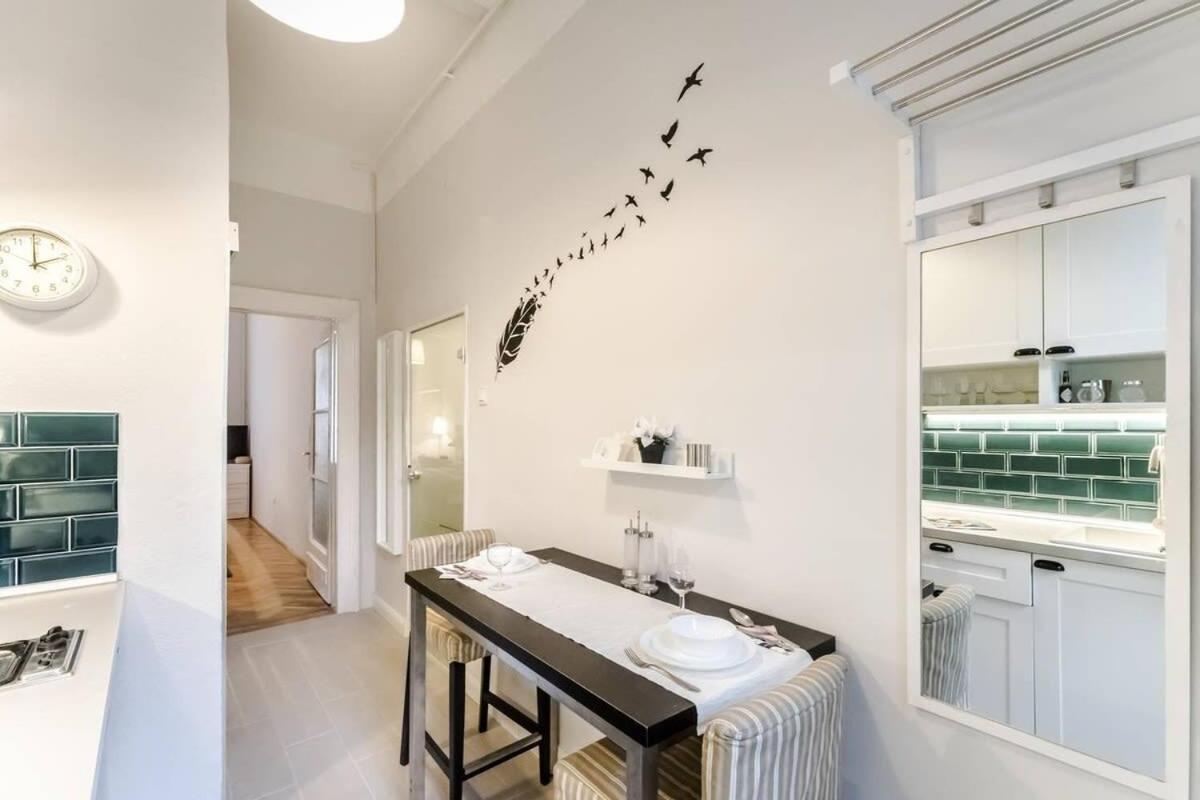 Perfectly Located, Renewed And Cozy Apartment ブダペスト エクステリア 写真